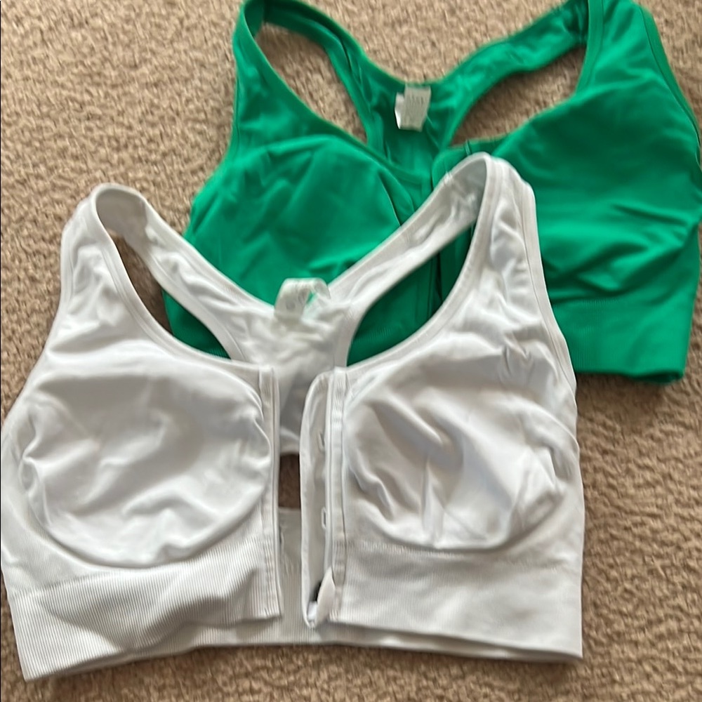 Set of 2 Green and White Sports Bras